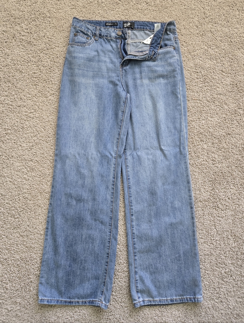 Zoe Jeans Size 7 Juniors – High Rise Relaxed Fit Lightweight Denim